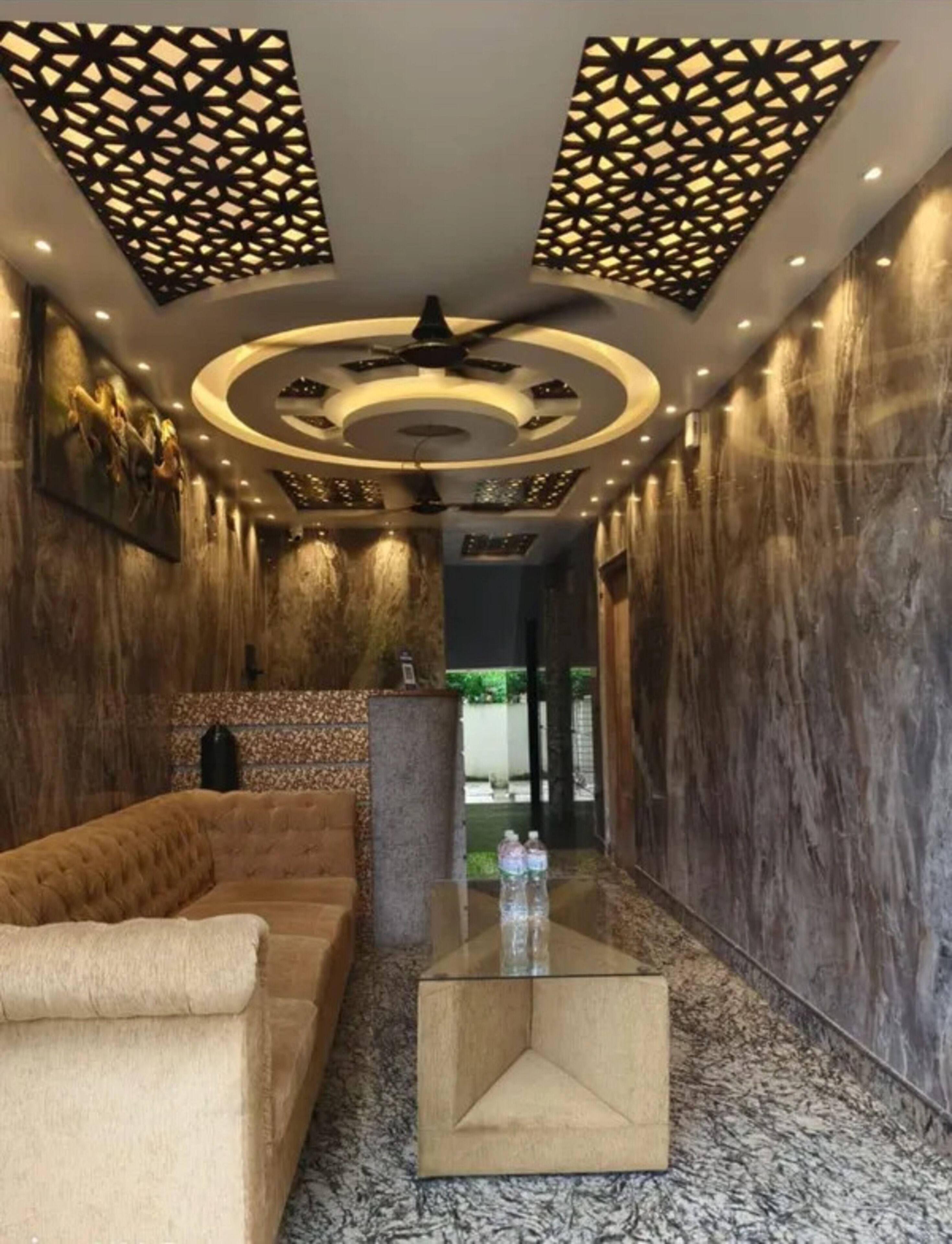 ロビー応接スペース