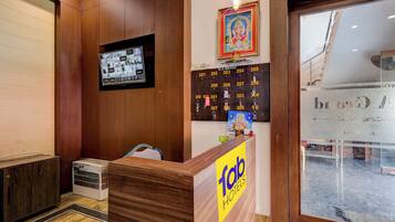 Egyptian cotton sheets, premium bedding, in-room safe, free WiFi