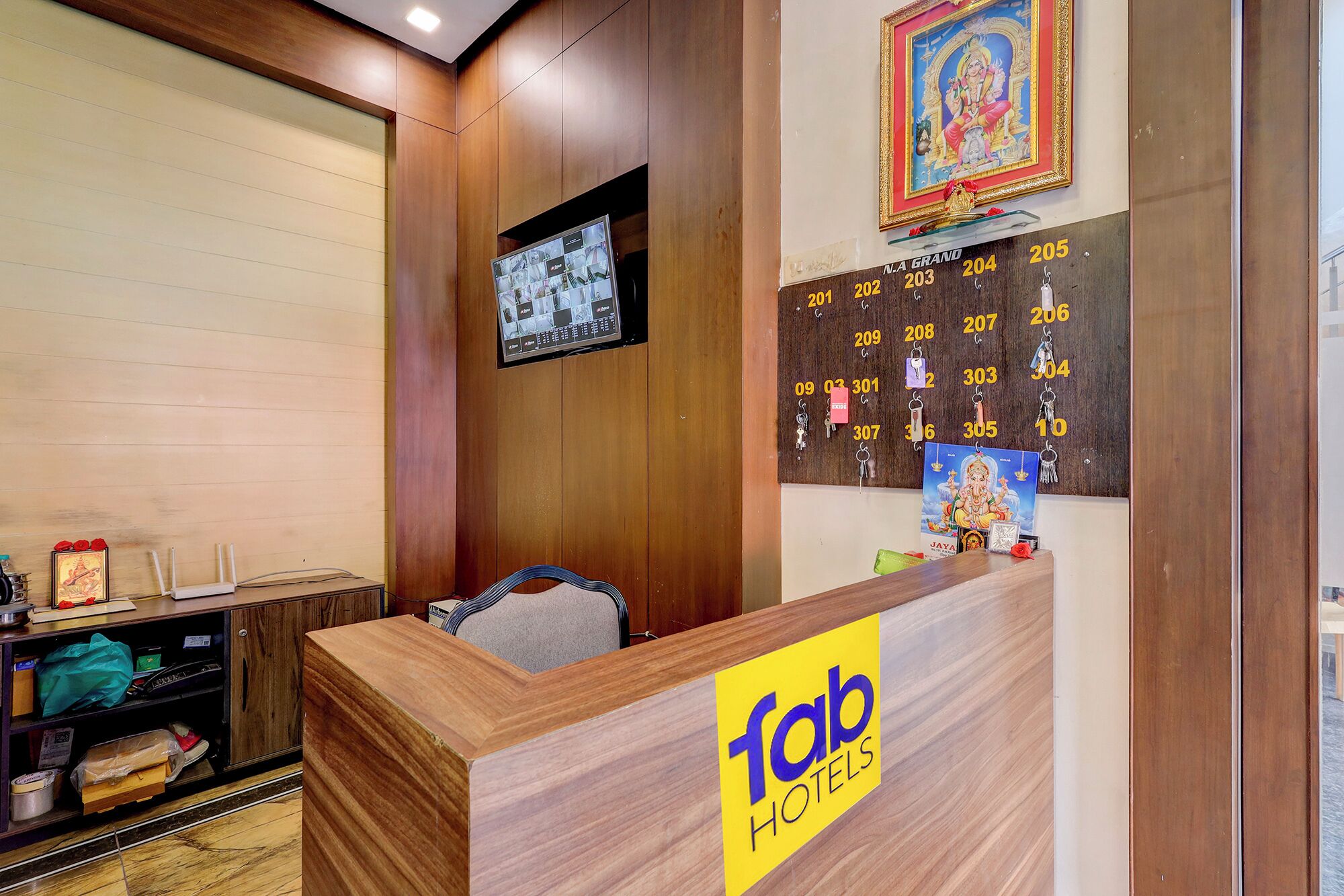 Egyptian cotton sheets, premium bedding, in-room safe, free WiFi