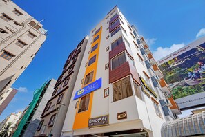 Exterior - Fabhotel Global Stay (Bengaluru)