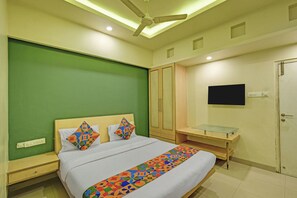 Deluxe Room - Fabhotel Log Inn (Hyderabad)