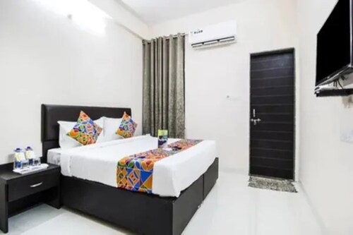 Fabhotel Grand Valley