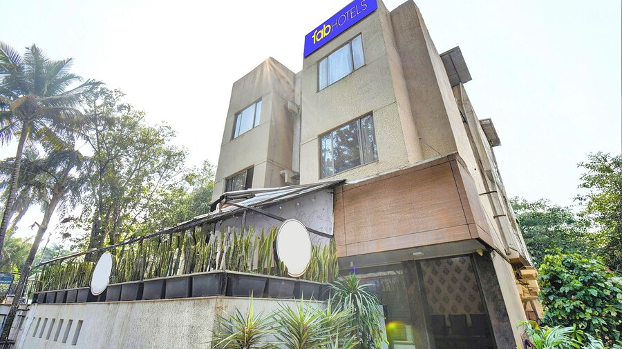 Fabhotel Gargi Residency