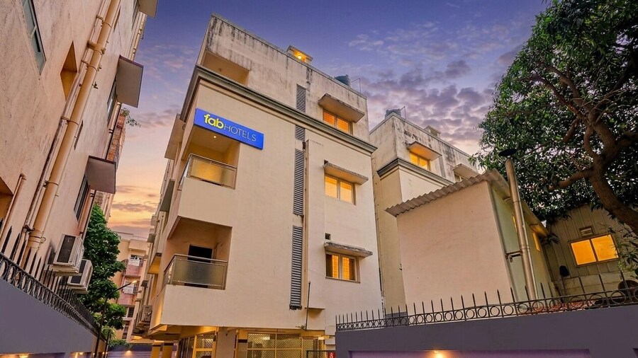 Fabhotel Neha