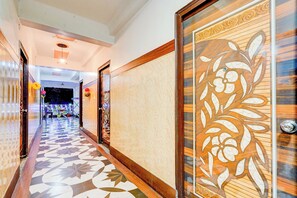 Lobby - Fabhotel Rk Grand (Bakshi Ka Talab)