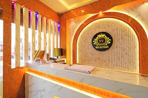 Reception - Fabhotel Sv Grand (Hyderabad)
