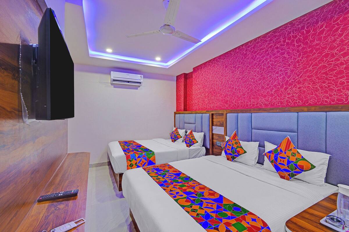 Familierom | Sengetøy i egyptisk bomull, sengetøy av topp kvalitet og safe på rommet