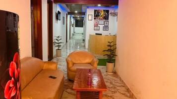 Khu tiếp khách ở sảnh