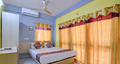 Fabhotel Yellow Rose