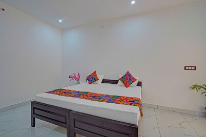 Fabhotel Park Palace