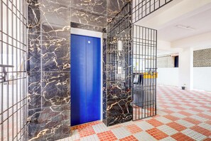 Elevator