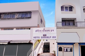 Exterior - Fabhotel Sankalp Inn (Navi Mumbai)
