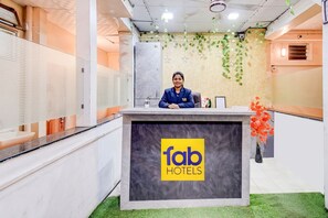 Reception - Fabhotel Malwade Motel (Pune)