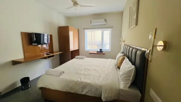 Room - Fabhotel Global Stay Rajajinagar (Bangalore)