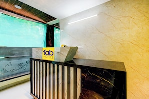 Reception - Fabhotel Friendly Stay Luxury Room'S (Hyderabad)