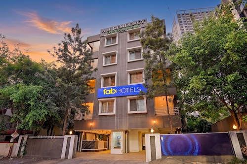 Fabhotel Ar Residency I
