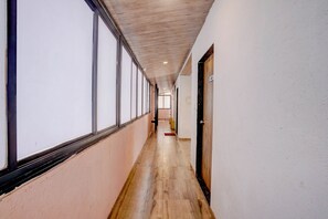 Lobby - Fabhotel Ar Residency I (Pune)
