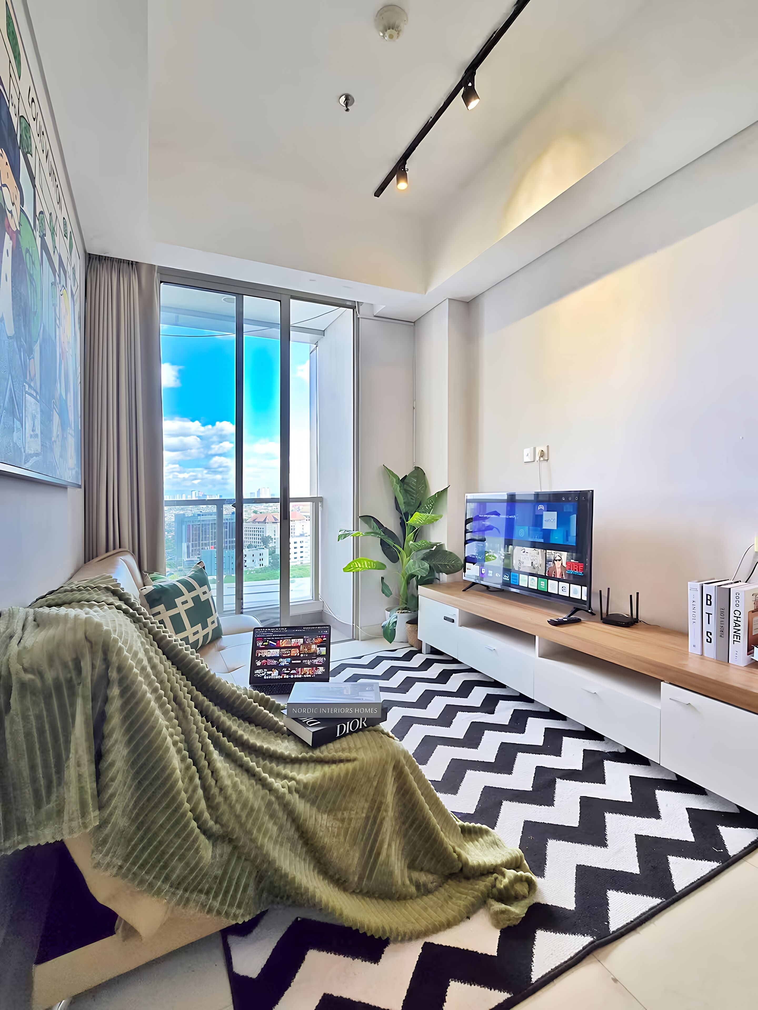 Apartment, 2 Bedrooms, City View | Living area | 43-inch Smart TV with cable channels