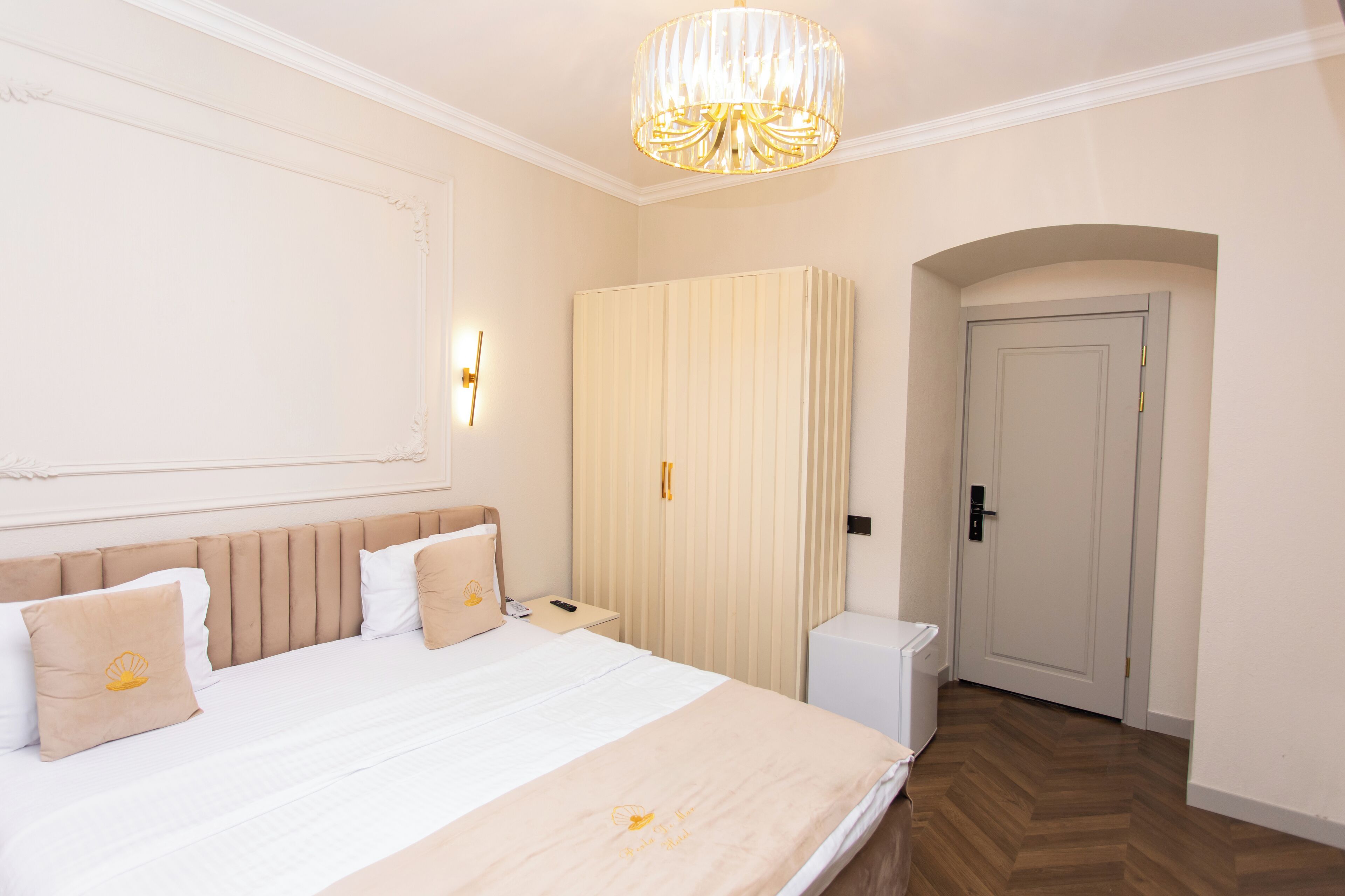 Economy Double Room | In-room safe, blackout curtains, soundproofing, iron/ironing board