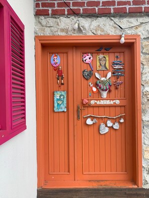 Exterior detail - Kayaüstü Dağ Evi (Duzkoy)