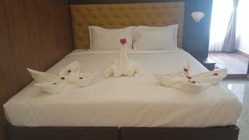 Family Room | Free WiFi