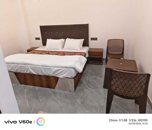 Deluxe Suite, City View - Hotel Apple Tree (Agra)