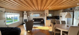 Camp Caroli Olala House