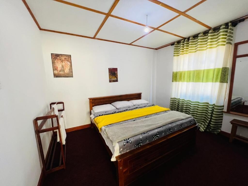 Comfort Double Room, Mountain View | In-room safe, desk, laptop workspace, soundproofing