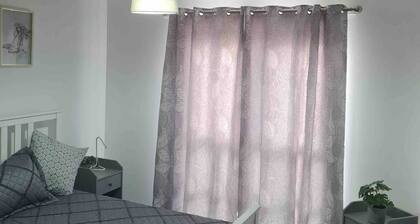 Gorgeous Marina 2 Bed Apartment