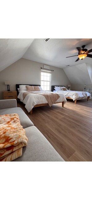 Nicht klassifiziertes Bild, 2 von 36, Schaltfläche