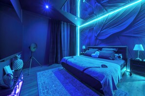 1 chambre, fer et planche à repasser, Wi-Fi, literie fournie