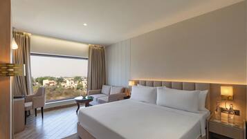 Deluxe Room | In-room safe, iron/ironing board, free WiFi