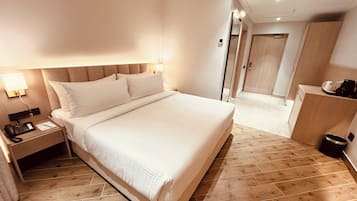 Két bảo mật tại phòng, bàn ủi/dụng cụ ủi quần áo