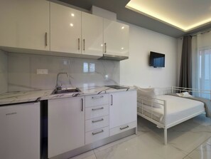 Nicht klassifiziertes Bild, 3 von 16, Schaltfläche