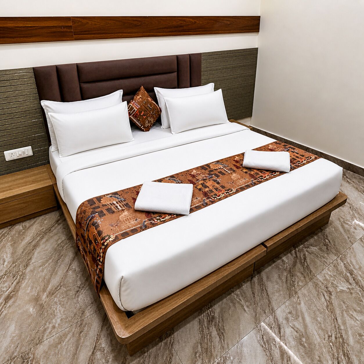 Deluxe Room, Balcony, City View