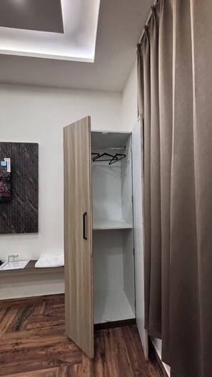 Premium Room - The Manthan Heights (Vrindavan)