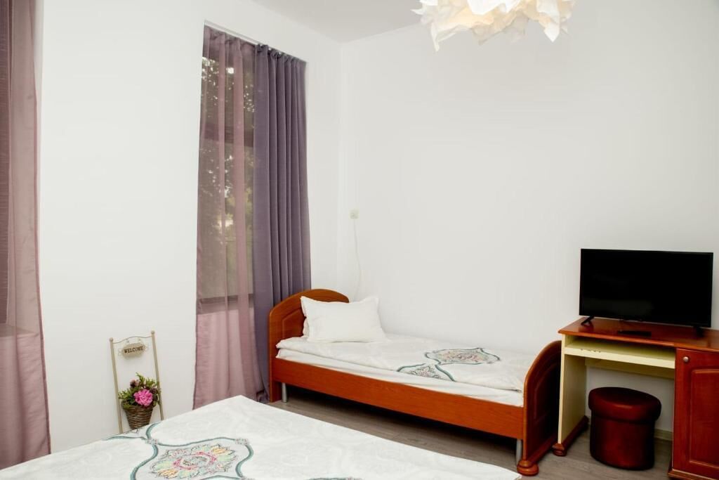 Chambre Triple, vue ville