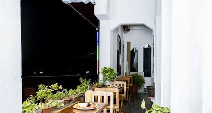 Loma Linda Hotel & Restaurante