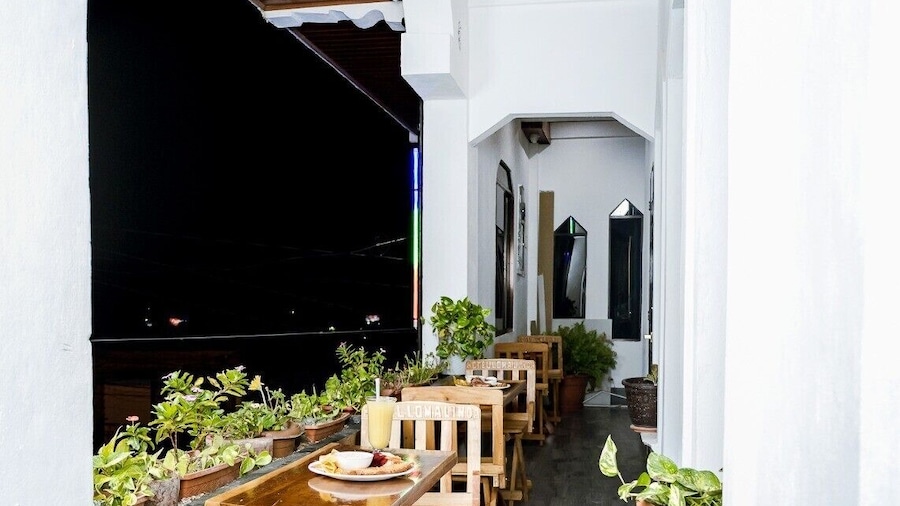 Loma Linda Hotel & Restaurante