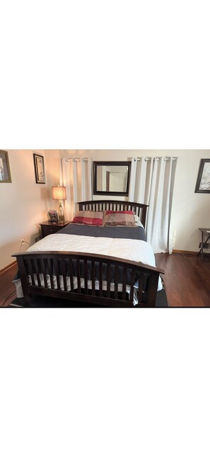 Bügeleisen/Bügelbrett, WLAN, Bettwäsche