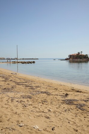 Beach - Entire Dwelling | on the waterfront | 4 rooms • 4 bathrooms (Marzamemi)