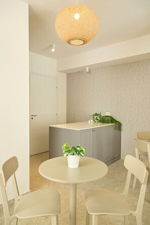 Interior - Entire Dwelling | on the waterfront | 4 rooms • 4 bathrooms (Marzamemi)