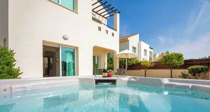 Kiki villa-3 bedroom villa with Jaccuzi in sunny Agia Triada, Protaras Cyprus