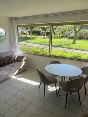 Unclassified image, 4 of 18, button - Vrbo Property (Antibes)