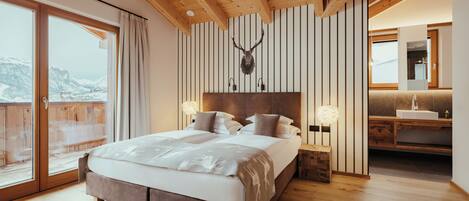 Lavarella Lodge | 高級寝具、羽毛の掛け布団、セーフティボックス (室内)、客室ごとに異なる装飾