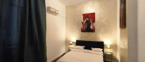 슈피리어 더블룸, 마당 전망 | 객실 내 금고, 암막 커튼, 다리미/다리미판, 무료 WiFi