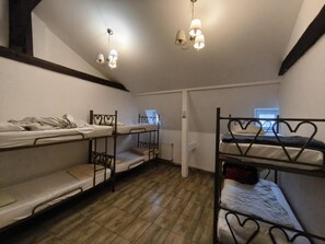 Phòng tập thể Deluxe, quang cảnh sân vườn