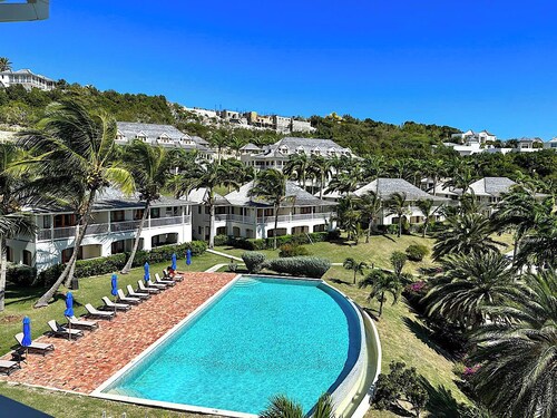 Your Private and Spacious 1 Bed Villa Escape - Nonsuch Bay resort