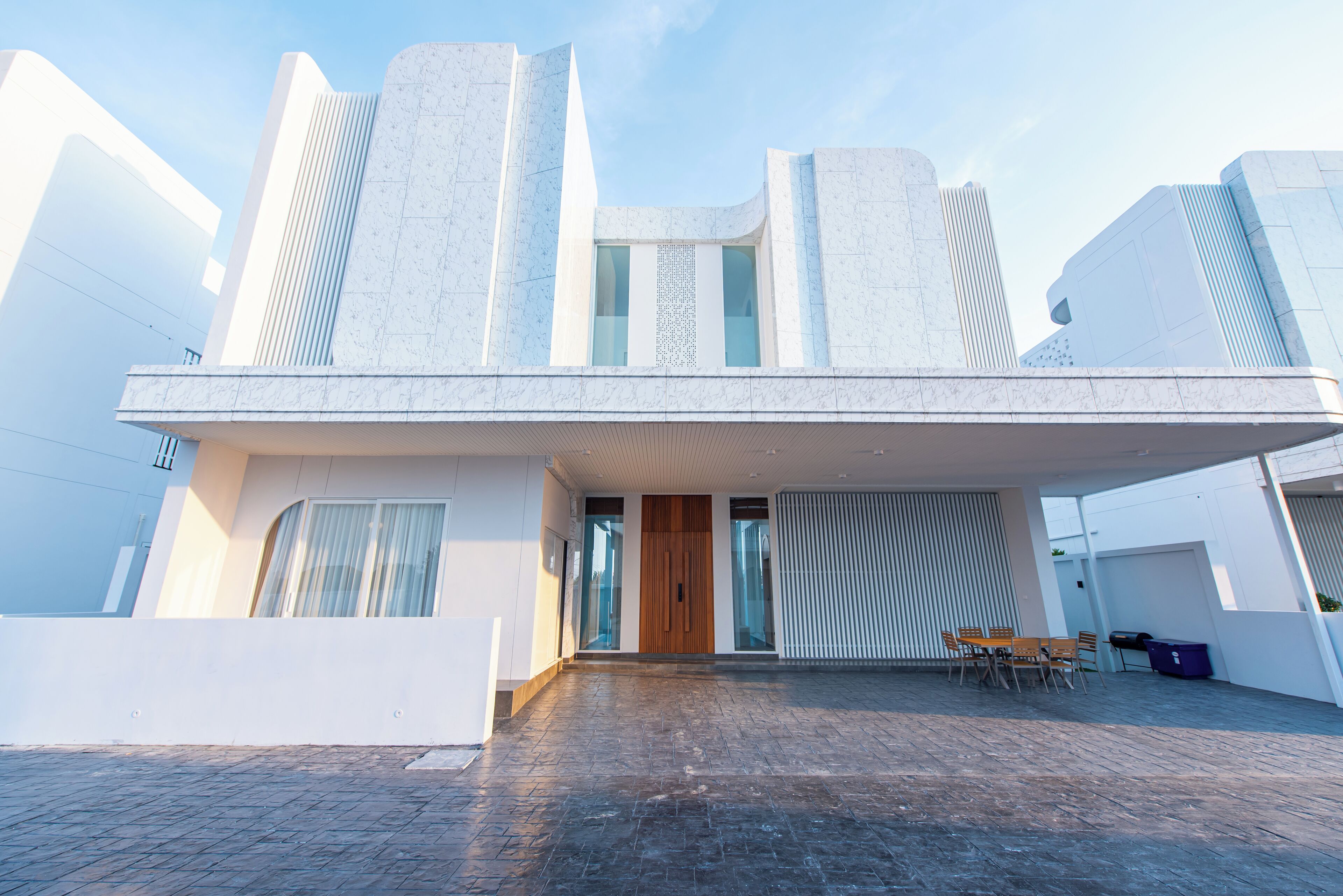 บริเวณภายนอก