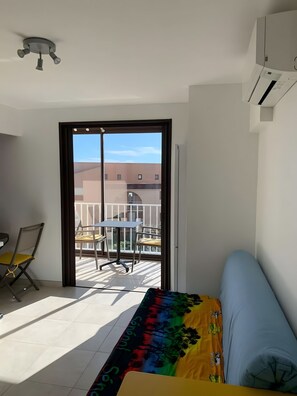 Nicht klassifiziertes Bild, 4 von 14, Schaltfläche